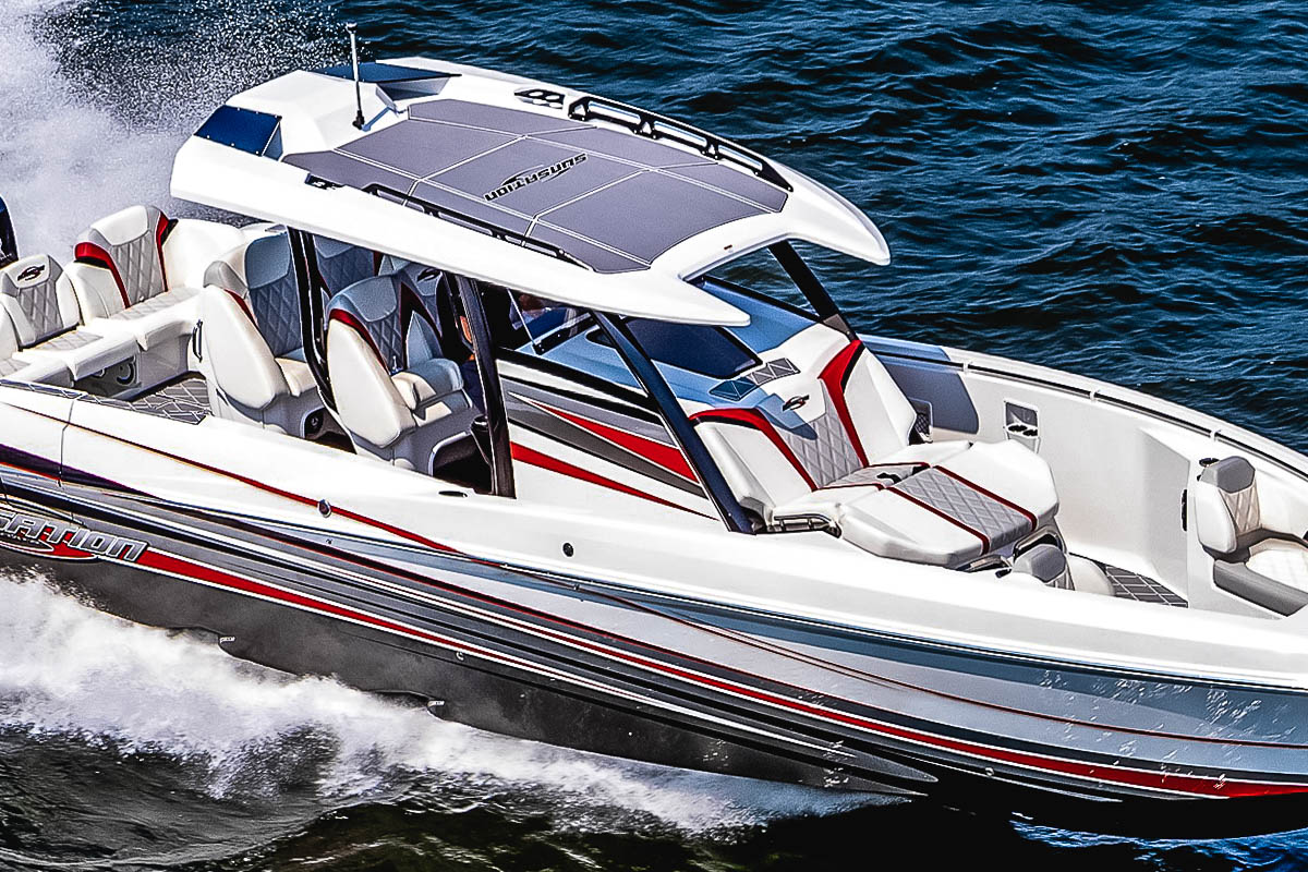 Sunsation 40 starboard running