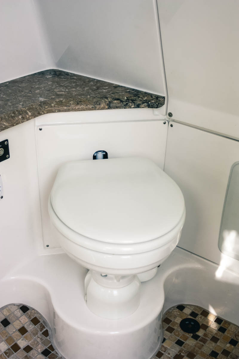 MTI V 57 cabin head