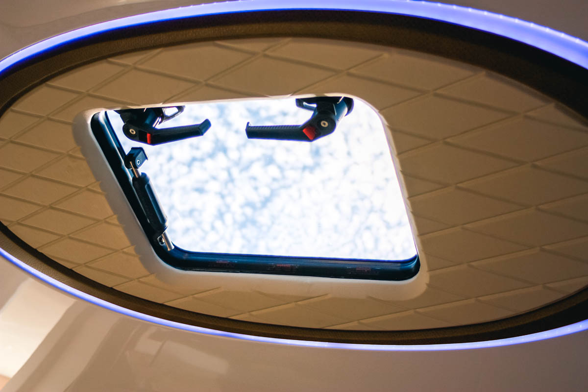 MTI V 57 cabin window