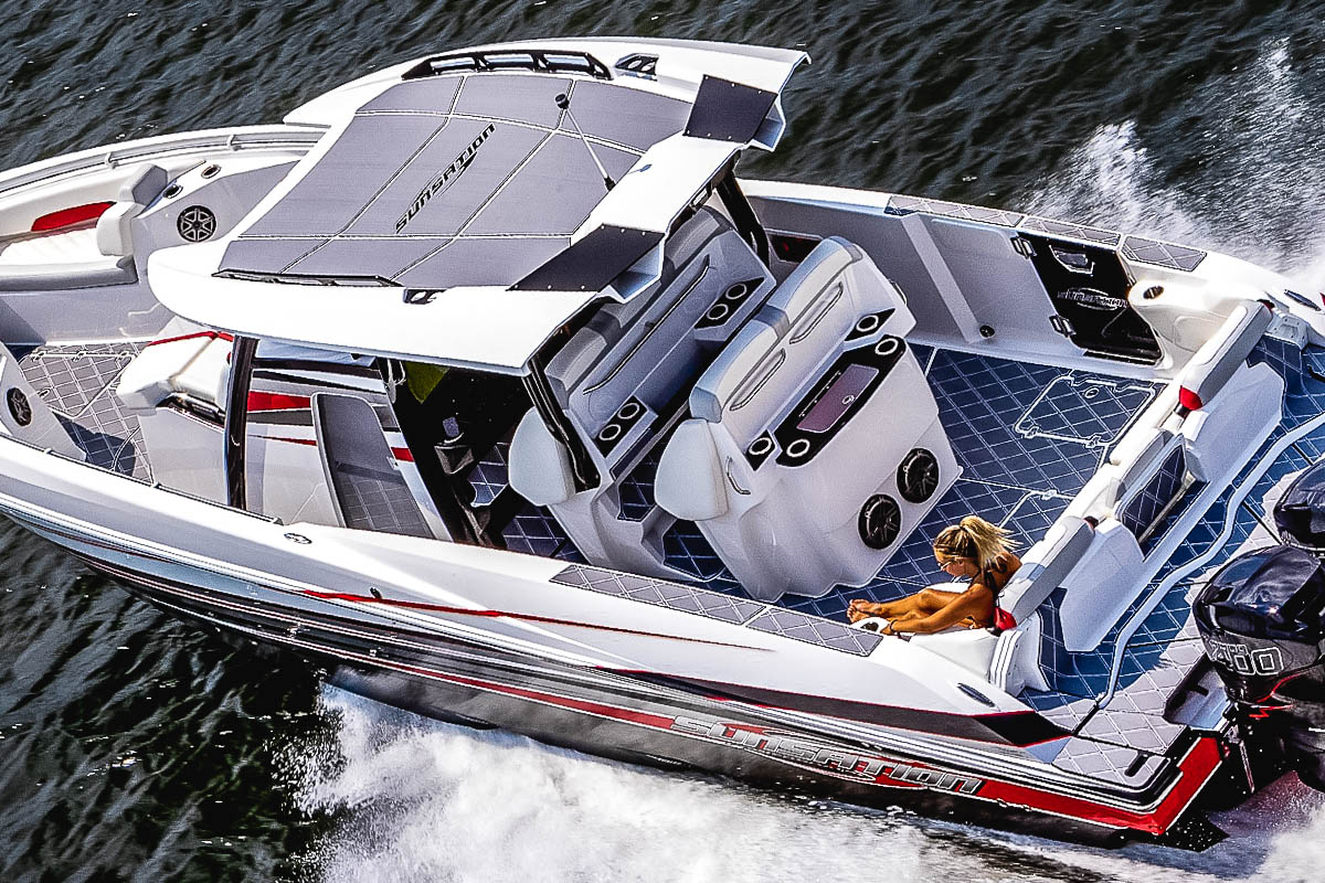 Sunsation 40 hardtop with sundeck