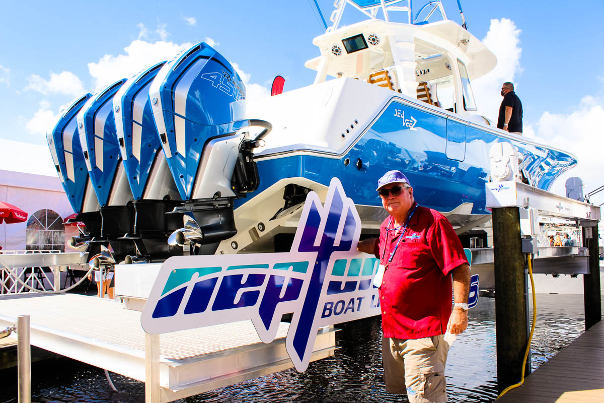 Neptune former CEO Randy Whitesides SeaVee 450Z