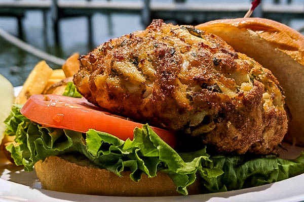 Jetty crabcake sandwich