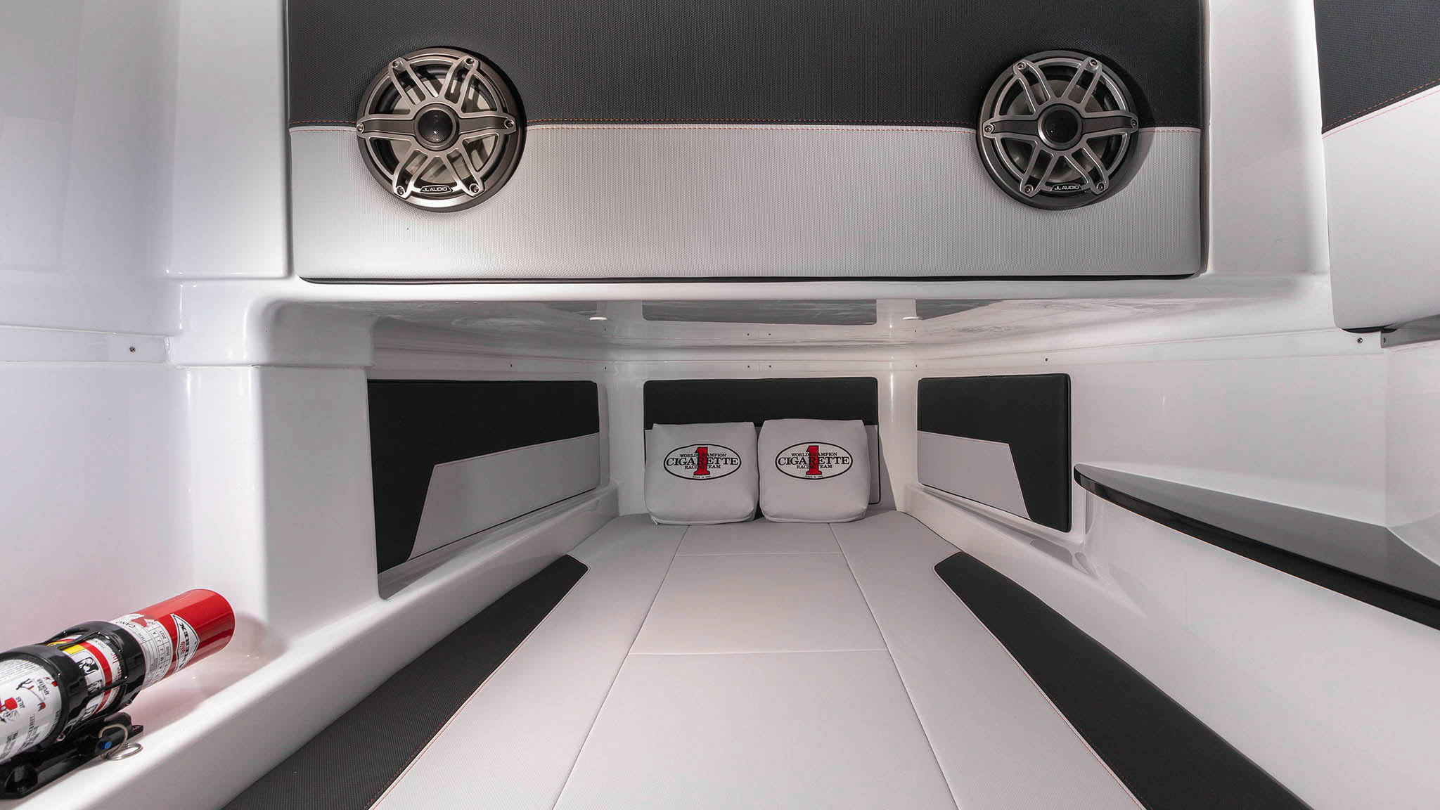Nighthawk-AMG cabin berth