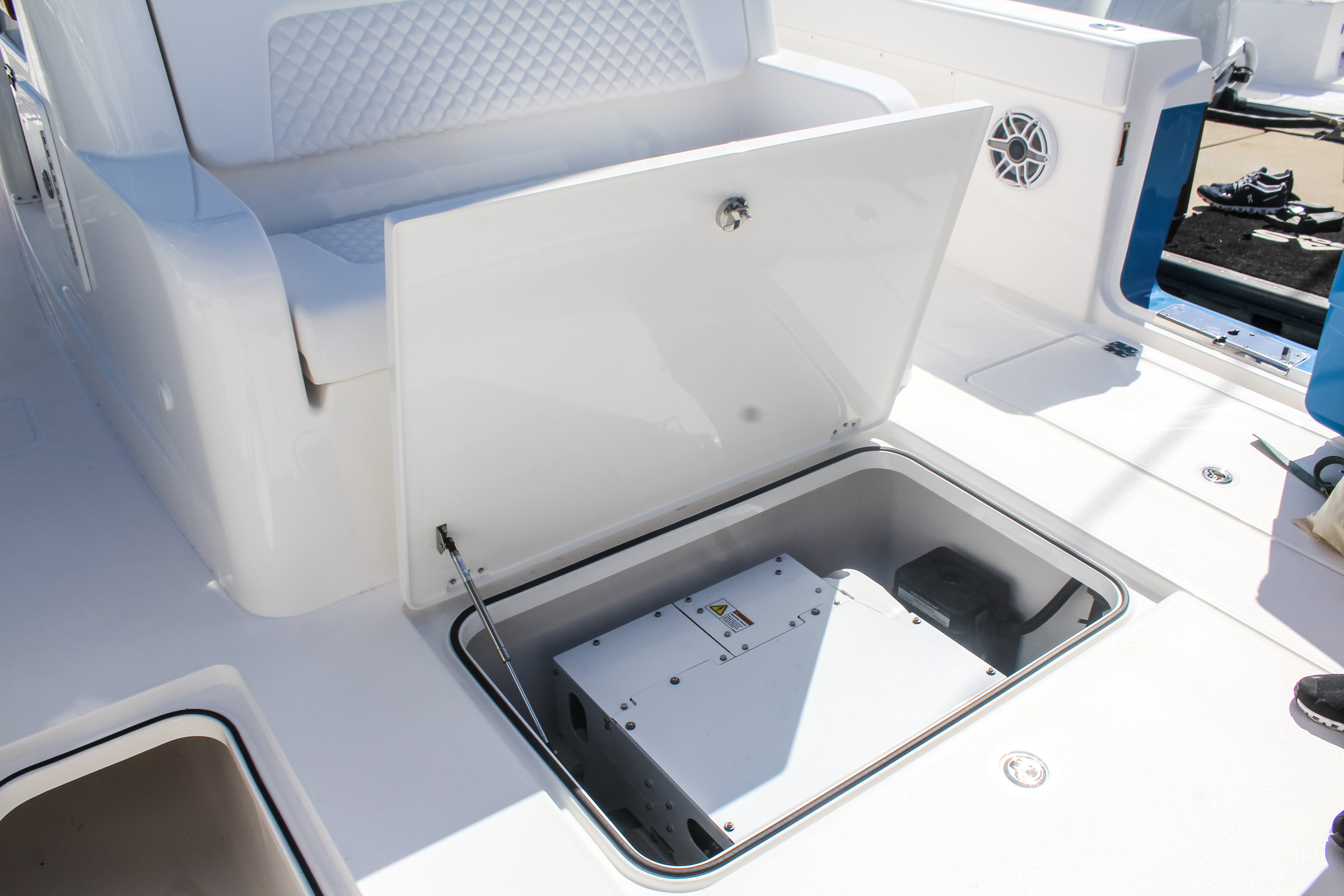 Caymas 401 Seakeeper